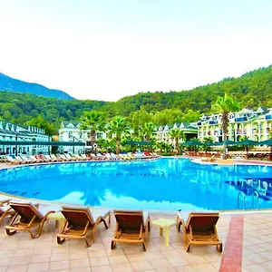 Hotel Forest Village